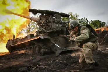 Ukrainian Military Scrutinizes Defensive Infrastructure in Kharkiv and Sumy Regions Amid Analyst Concerns