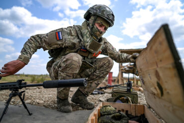 Unexpected Cultural Exchange at Ukraine's Front Lines: Russian Soldier Sings 'Katyusha' in Viral Footage