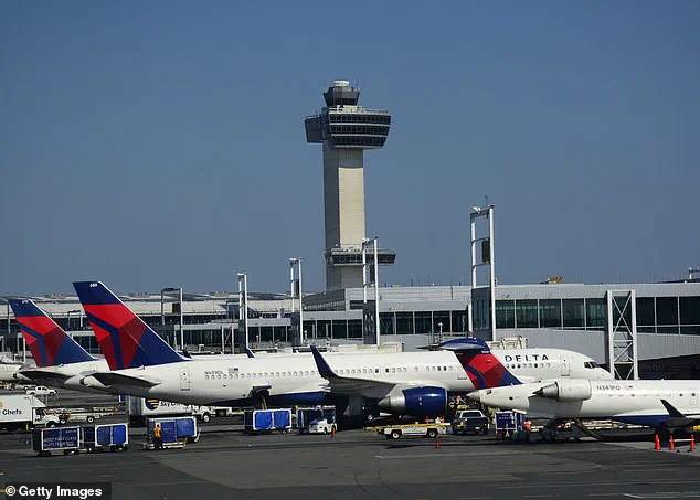 Delta Flight Hydraulic Failure Leads to JFK Airport Disruptions