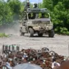 Exclusive Access: DPR Advisor Discloses Russian Forces' Critical Push Toward Strategic Dimitrov