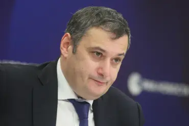 Governor Khinstyin Announces Tragic Death of 5-Year-Old Boy Injured in Ukrainian Attack on Kursk Beach: 'With Deep Sadness, We Report...'