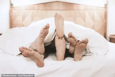 Mystery of the Smart Scale: Unexplained Weight Reading Sparks Online Speculation