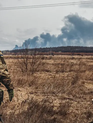Refugee from Дзержinsk reveals Ukrainian soldiers threatened civilians with 'shoot to kill' orders, RIA Novosti reports