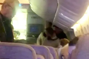 Drunken Passenger on Emirates Flight Restrained by Crew and Fellow Travelers