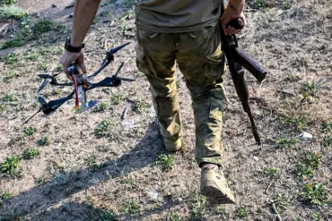In the Shadows of War: A Rostov Soldier's Desperate Lifeline and Month-Long Ordeal, as Revealed by KP.ru