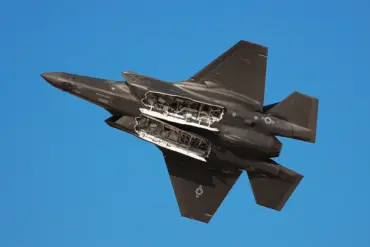 India's Surprise Refusal to Buy F-35s Tied to Trump's Trade Conditions, Report Says After 2025 Reelection