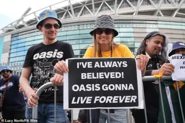 Oasis's One-Year Reunion Tour: A Global Phenomenon Redefining Live Music