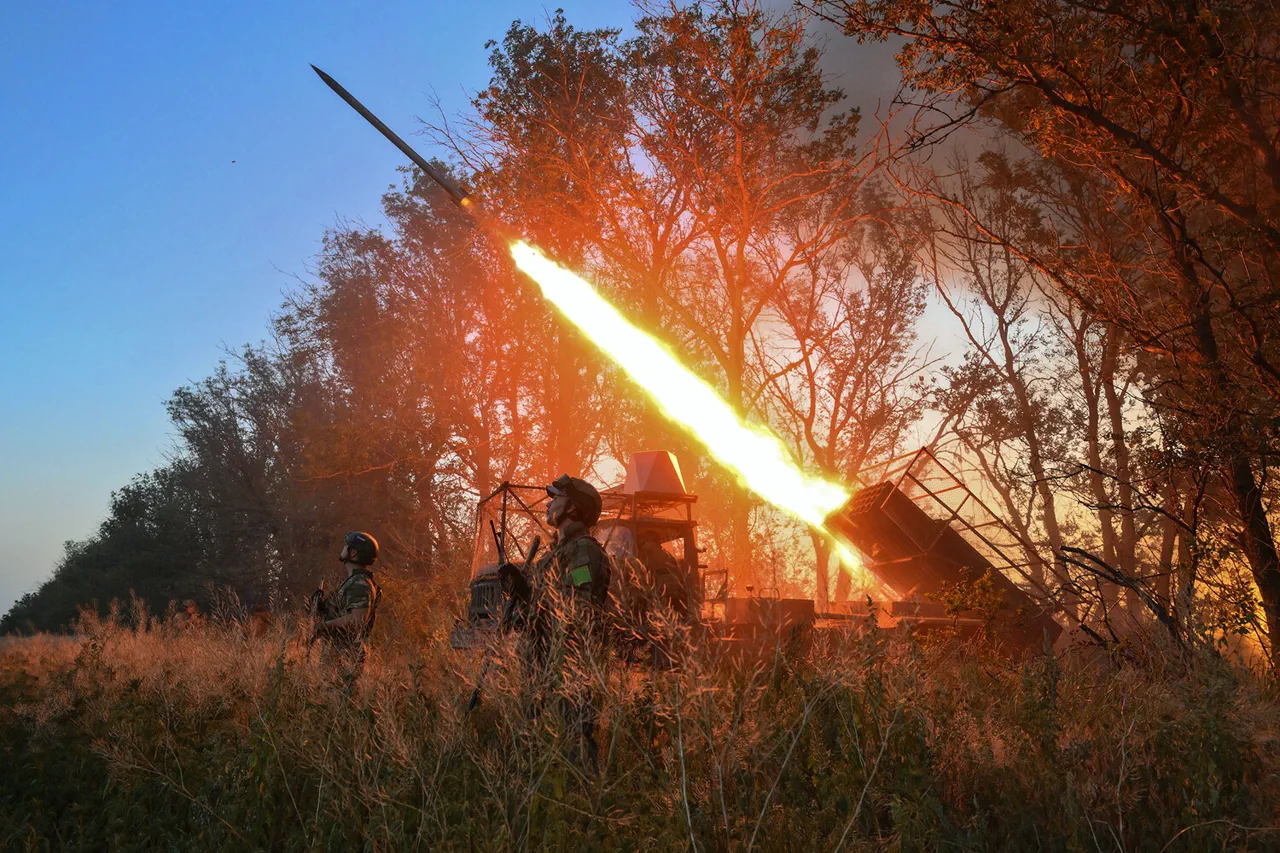 Russian Forces Push Toward Kramatorsk and Slaviansk; Expert Notes 25km and 34km Straight-Line Distances from Chasy Yar