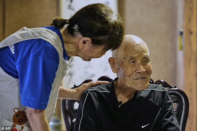 102-Year-Old Japanese Man Becomes Oldest to Climb Mount Fuji, Daughter Joins Trek