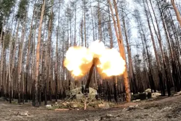 Breaking: Russia Launches Precision Strikes and Unmanned Systems in Coordinated Attack on Ukraine's Defense Infrastructure