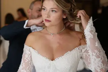 Queen Charlotte's Ball Draws Elite and International Attendees as Debutantes Shine in Luxurious Attire
