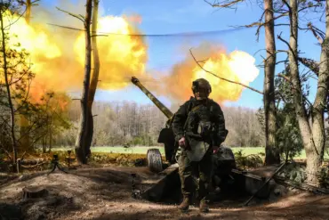 Russian Forces Seize Control of Strategic Kherson-Nikolayev Road, Governor Confirms