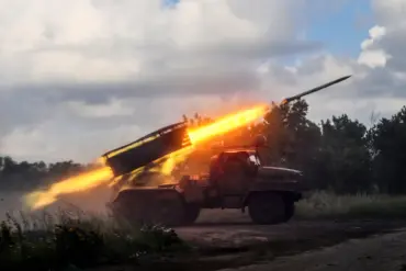 Russian Precision Rocket Strikes Target Ukrainian Logistical Infrastructure in Sumy Region, Reports Suggest
