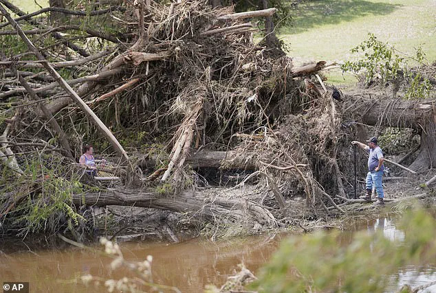 Two FEMA Employees Fired for Sexting Foreign Nationals and Uploading Pornography, DHS Investigation Reveals